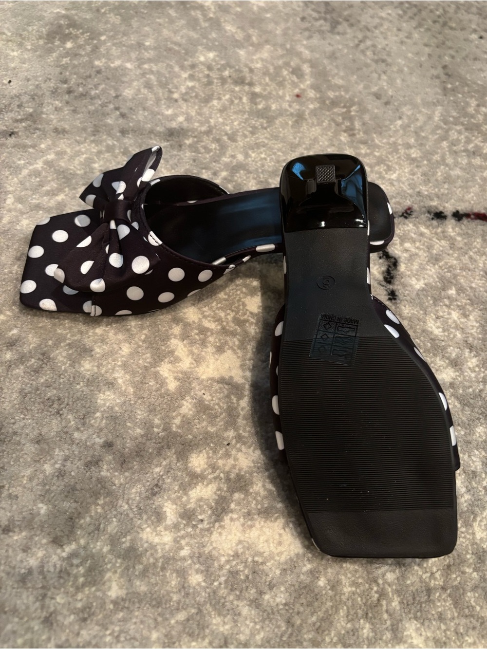 Black and White Polka Dot Bow Kitten Heel Mules size 6 - Picture 6 of 8